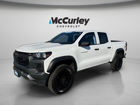 Certified 2023 Chevrolet Colorado Trail Boss w/ Advanced Trailering Package image 1