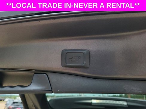 Used 2023 Toyota RAV4 XLE image 9