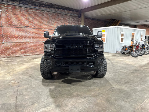 Used 2023 RAM 2500 Limited image 2