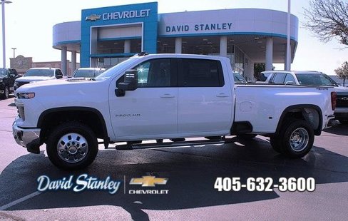 New 2026 Chevrolet Silverado 3500 LT w/ Convenience Package image 1