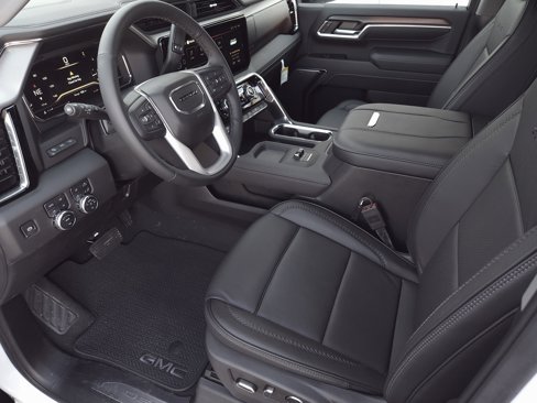 New 2025 GMC Sierra 3500 Denali w/ Denali Reserve Package image 9