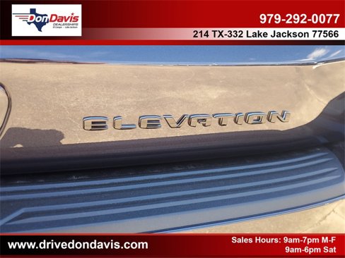 New 2026 GMC Yukon Elevation image 5