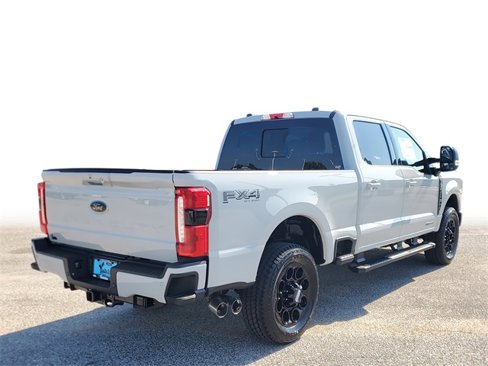 New 2026 Ford F250 4x4 Crew Cab Super Duty image 5