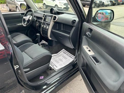 Used 2006 Scion xB image 12