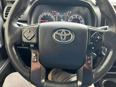 Used 2024 Toyota 4Runner TRD Off-Road Premium image 17