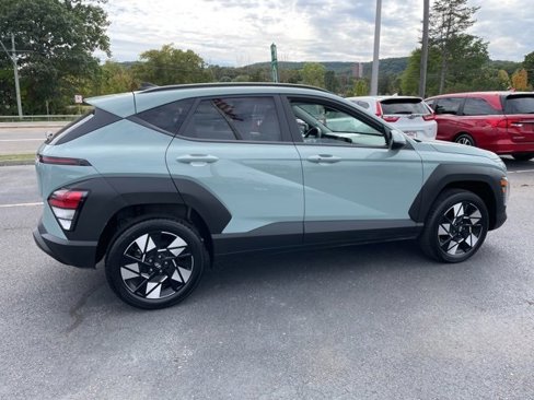 Used 2025 Hyundai Kona SEL image 3
