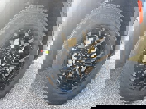 New 2025 Jeep Grand Cherokee L Altitude image 10