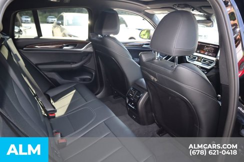 Used 2025 BMW X4 xDrive30i image 25
