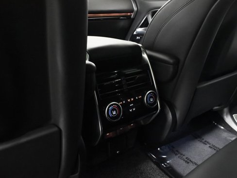 Used 2024 Land Rover Range Rover SE image 33