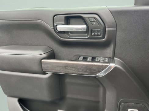 Used 2019 Chevrolet Silverado 1500 LTZ w/ LTZ Plus Package image 17
