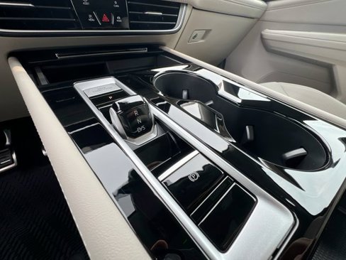 New 2025 Volkswagen Atlas SEL Premium R-Line image 19