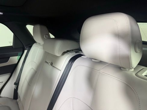 New 2026 Jaguar F-PACE R-Dynamic S image 23