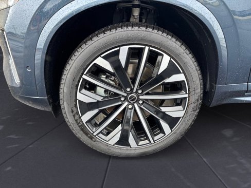 New 2026 Volvo XC90 B5 Ultra image 14