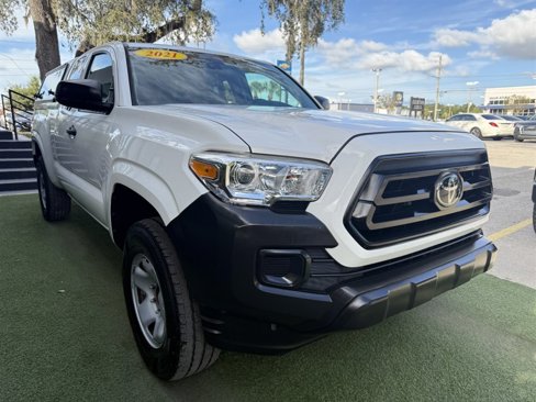 Used 2021 Toyota Tacoma SR image 3