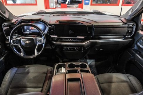 Used 2024 Chevrolet Silverado 2500 LT image 14