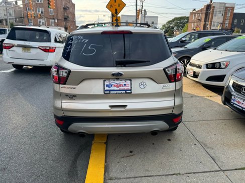 Used 2018 Ford Escape SEL image 8