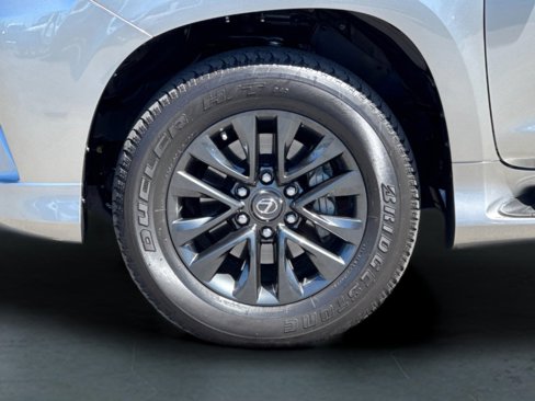 Used 2023 Lexus GX 460 Premium image 26