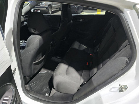 Used 2018 Chevrolet Malibu LT image 27