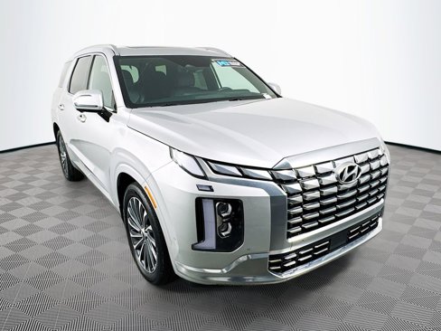 Used 2025 Hyundai Palisade Calligraphy image 3