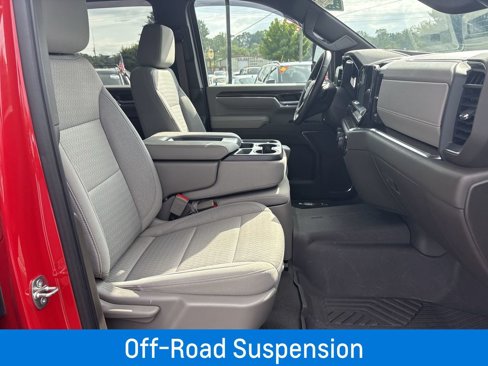 Used 2024 Chevrolet Silverado 2500 LT image 30