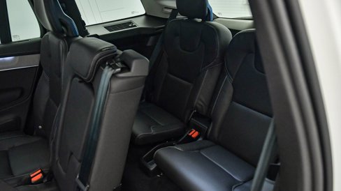 New 2025 Volvo XC90 T8 Plus w/ Protection Package Premier image 31