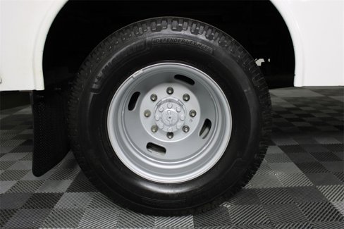 Used 2022 Ford F350 XL w/ Power Equipment Group image 12