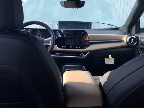 New 2026 Chevrolet Equinox ACTIV w/ Convenience Package III image 26
