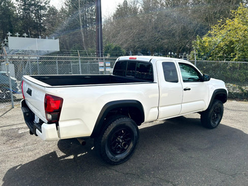 Used 2020 Toyota Tacoma SR w/ SX Package image 5