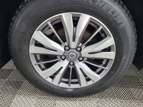Used 2019 Nissan Pathfinder S image 15