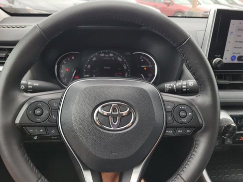Used 2023 Toyota RAV4 XLE image 29