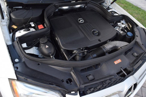 Used 2013 Mercedes-Benz GLK 250 BlueTEC 4MATIC image 90