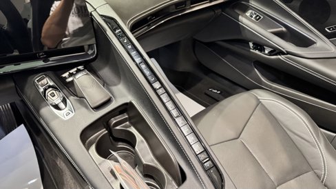 Used 2024 Chevrolet Corvette Stingray Preferred Conv w/ Stealth Interior Trim Package image 12