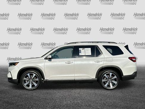 Used 2025 Honda Pilot Elite image 8