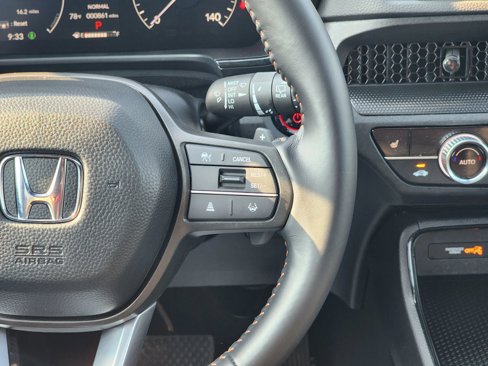 Used 2025 Honda CR-V Sport image 13