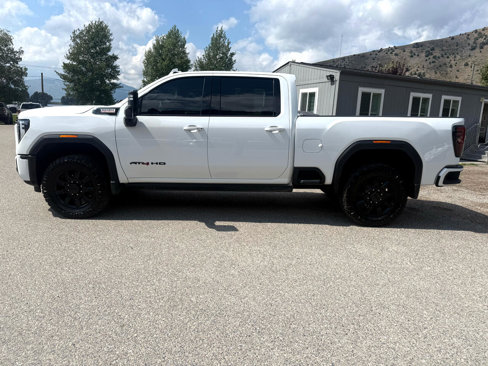 Used 2024 GMC Sierra 3500 AT4 w/ AT4 Premium Plus Package image 2
