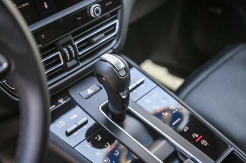 Used 2022 Porsche Macan image 21