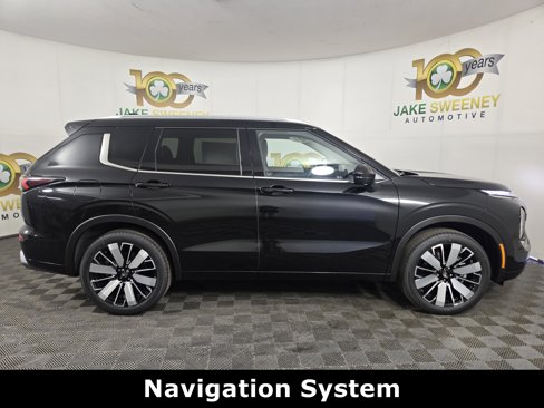 New 2025 Mitsubishi Outlander SEL image 8