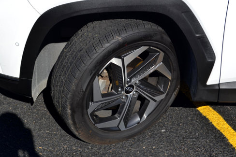 Used 2024 Hyundai Tucson Limited image 60