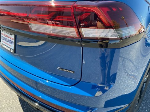 New 2026 Volkswagen Atlas Cross Sport SEL R-Line image 12