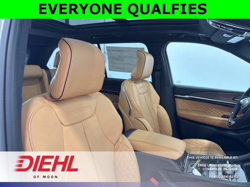 New 2025 Jeep Grand Cherokee Summit image 14