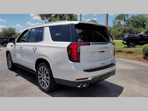 New 2025 GMC Yukon Denali w/ Denali Reserve Package image 18