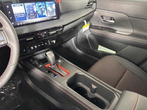 New 2026 Nissan Kicks SR image 41
