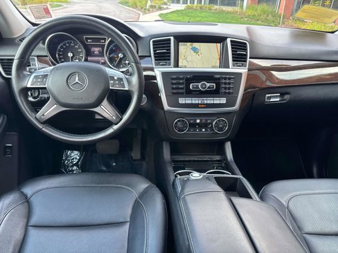 Used 2014 Mercedes-Benz ML 350 BlueTEC 4MATIC image 10