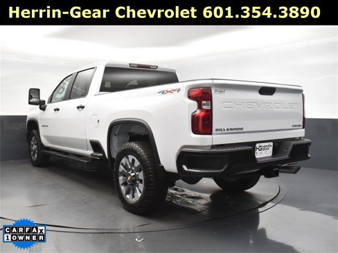 Used 2024 Chevrolet Silverado 2500 Custom w/ Custom Convenience Package image 5