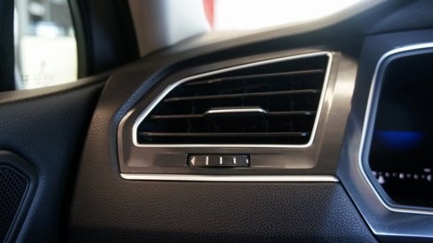 Used 2024 Volkswagen Tiguan S image 26