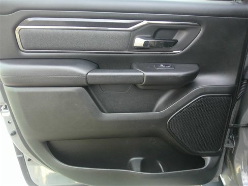 Used 2020 RAM 1500 Big Horn w/ Built-to-serve Edition image 16