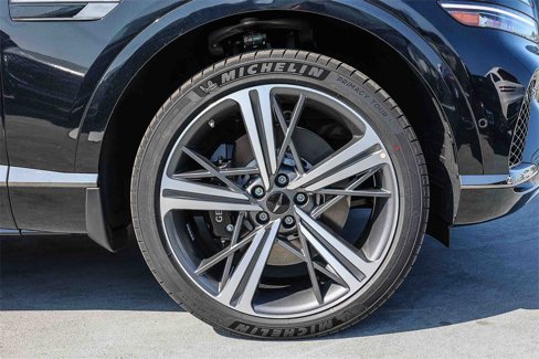 New 2026 Genesis GV80 3.5T e-SC image 9