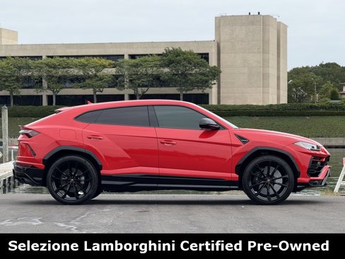 Used 2022 Lamborghini Urus image 4