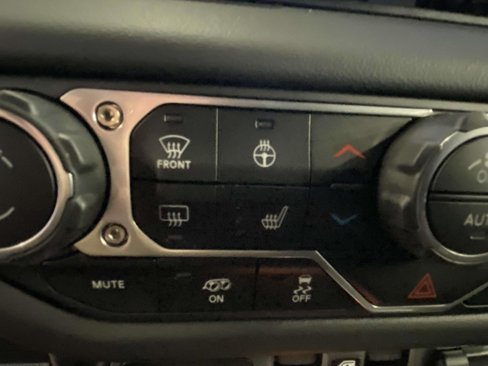 New 2025 Jeep Wrangler Unlimited Rubicon 392 image 9
