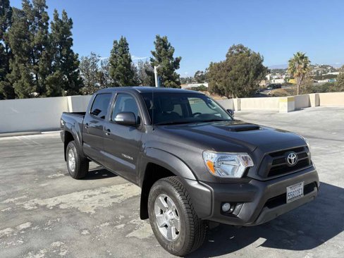Used 2012 Toyota Tacoma PreRunner image 40